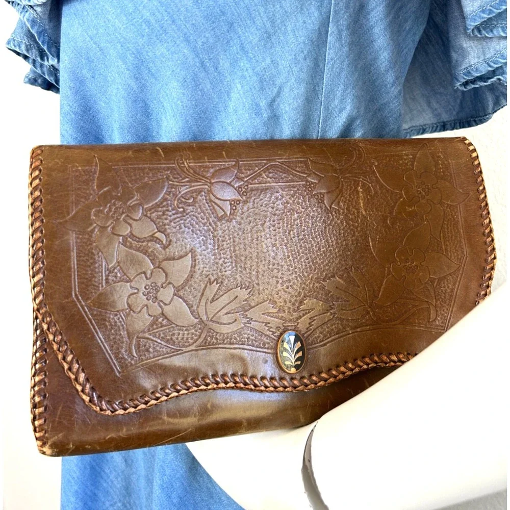 Vintage 1920s Leather Clutch Hand Tool Double Side Whipstitch Snap Floral Folds